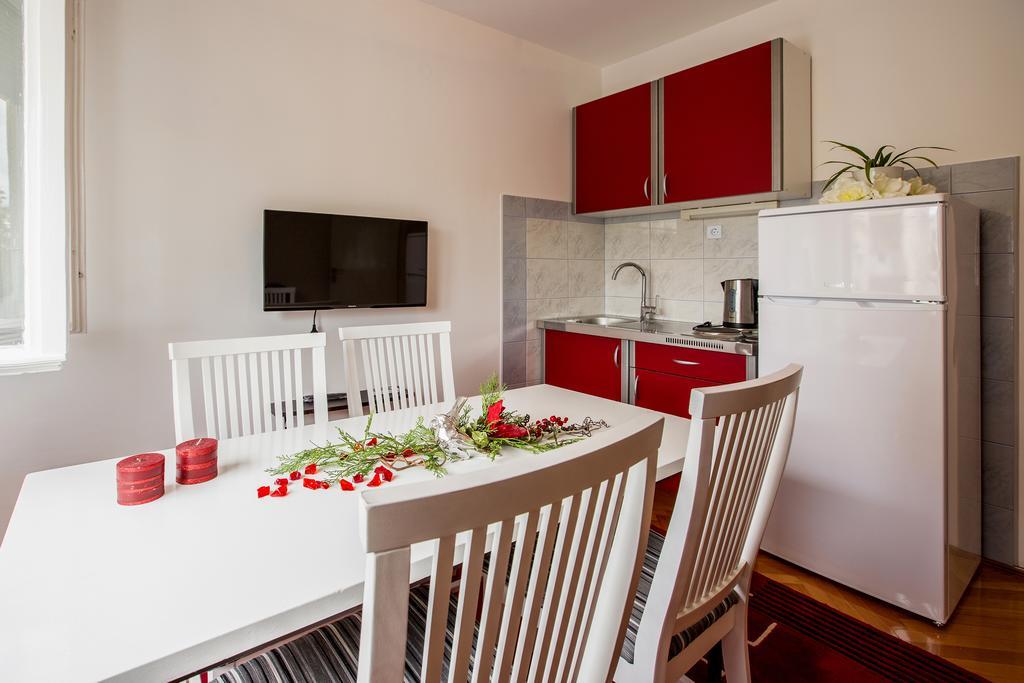 Dante Apartment สปลิท ห้อง รูปภาพ